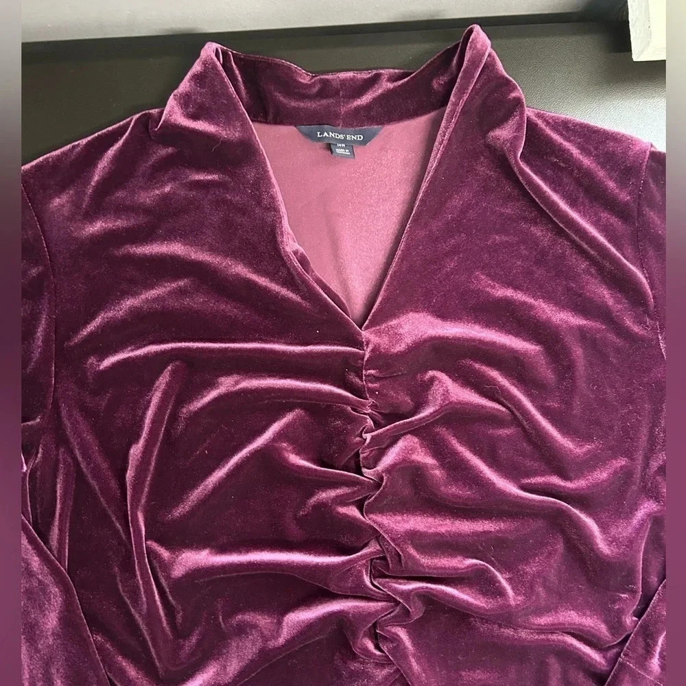 Lands' End  Women’s 14W Purple Velvet Ruched V Neck‎ Top Whimsigoth Witchy - Picture 8 of 13